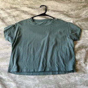 lululemon cates tee tidewater teal size 2